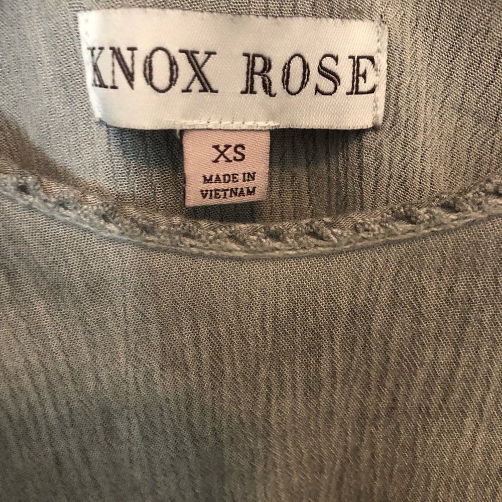 Gray tank top